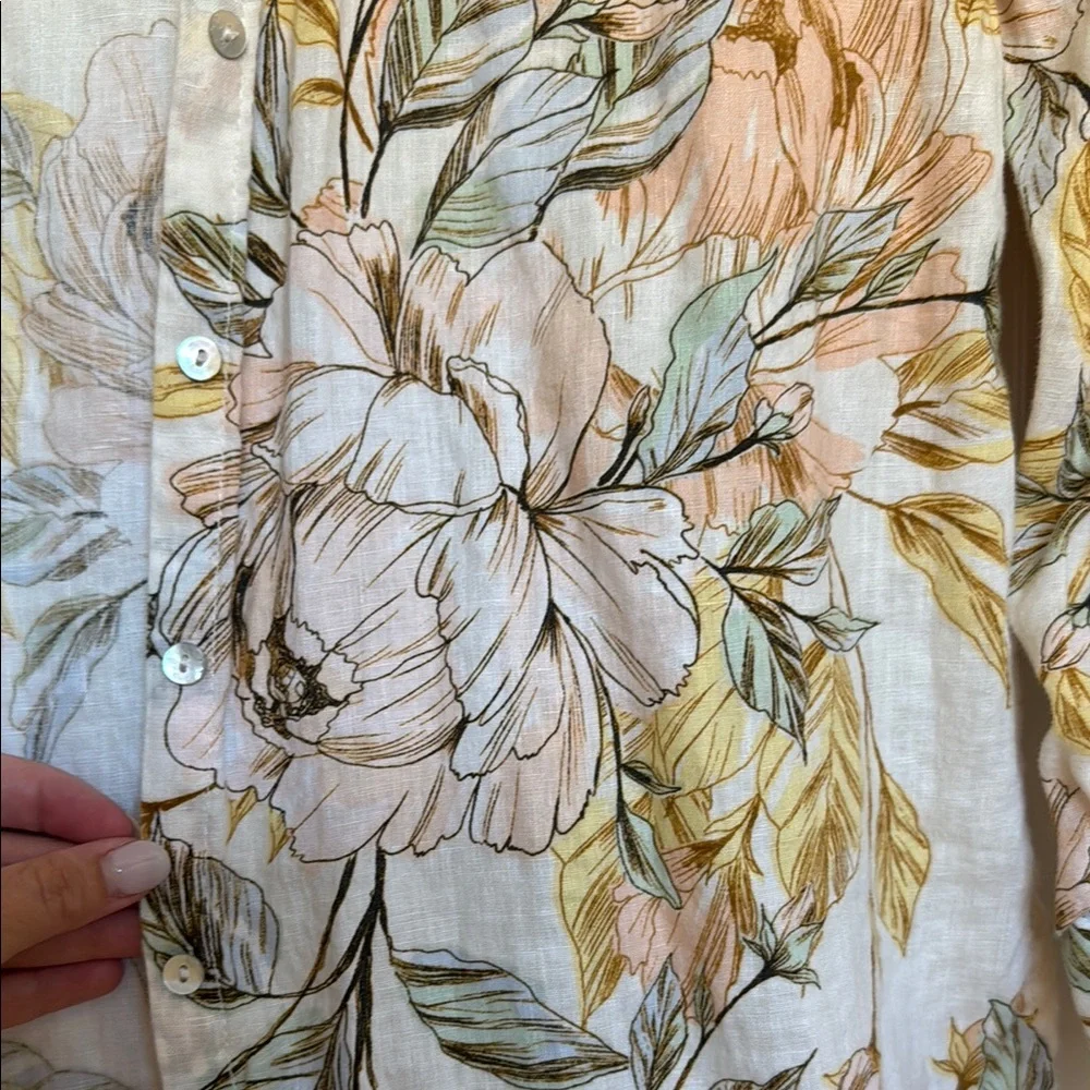 Linen button-up - Picture 3 of 5